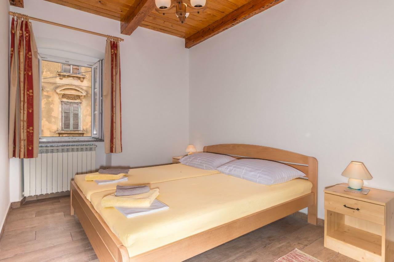 Apartman Sare Crikvenica Εξωτερικό φωτογραφία